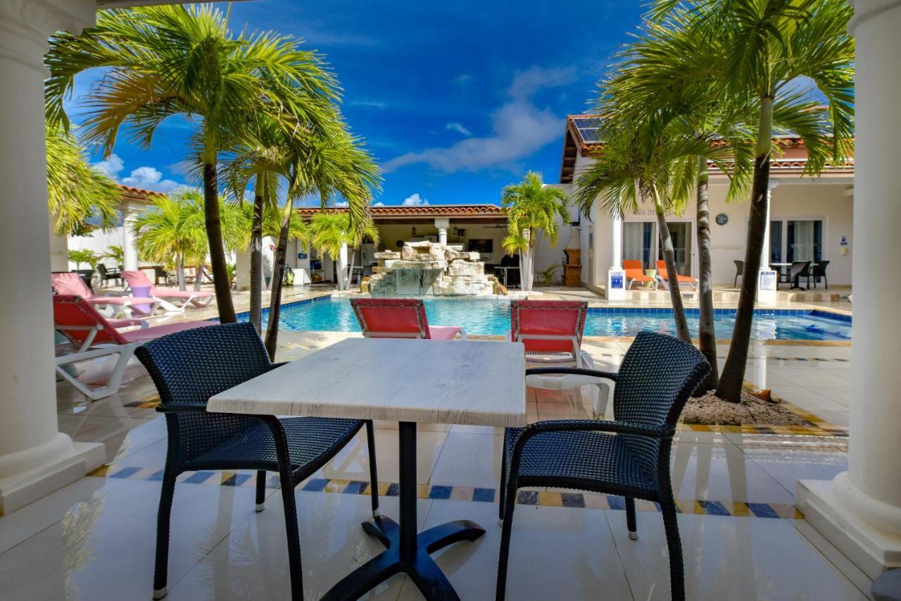 Boutique Hotel Swiss Paradise Aruba Villas And Suites Palm Beach Bagian luar foto