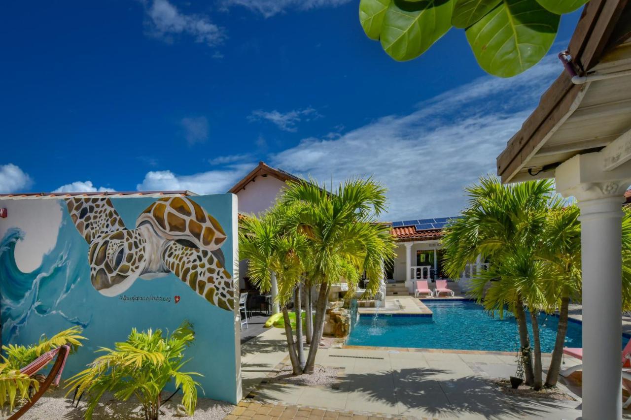 Boutique Hotel Swiss Paradise Aruba Villas And Suites Palm Beach Bagian luar foto